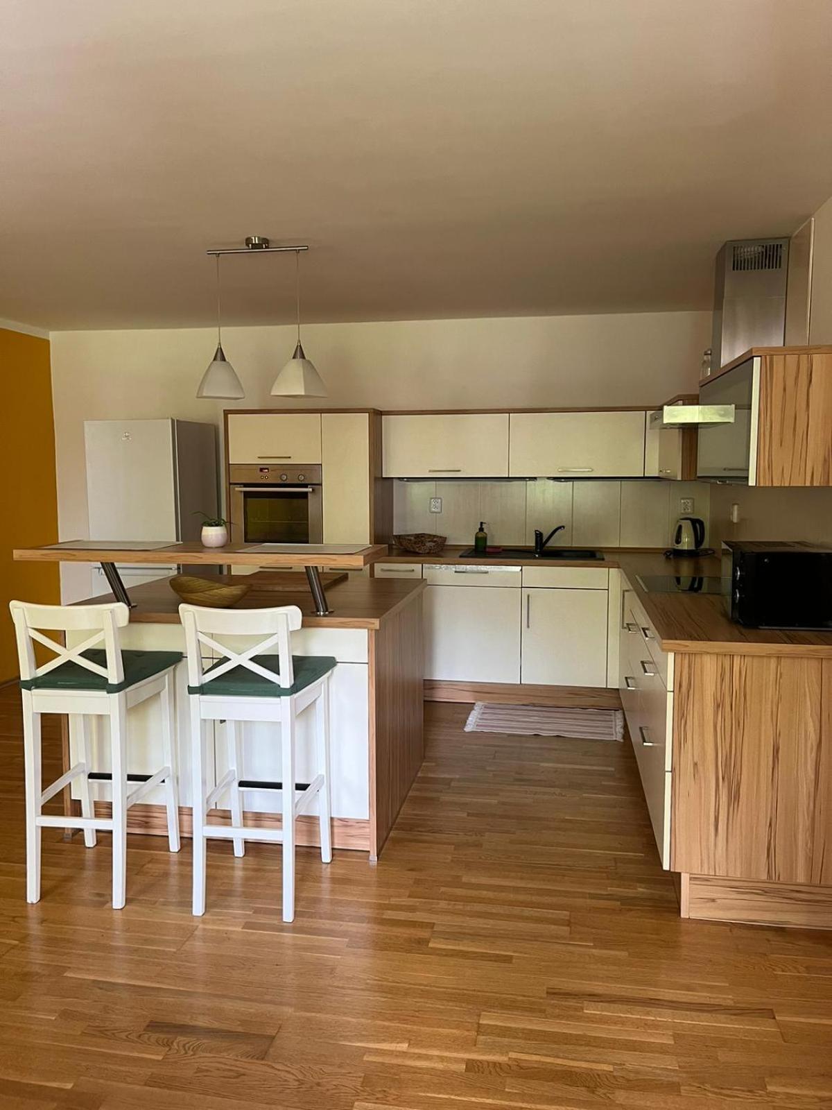 Apartman Pod Klasterem Румбурк Екстериор снимка
