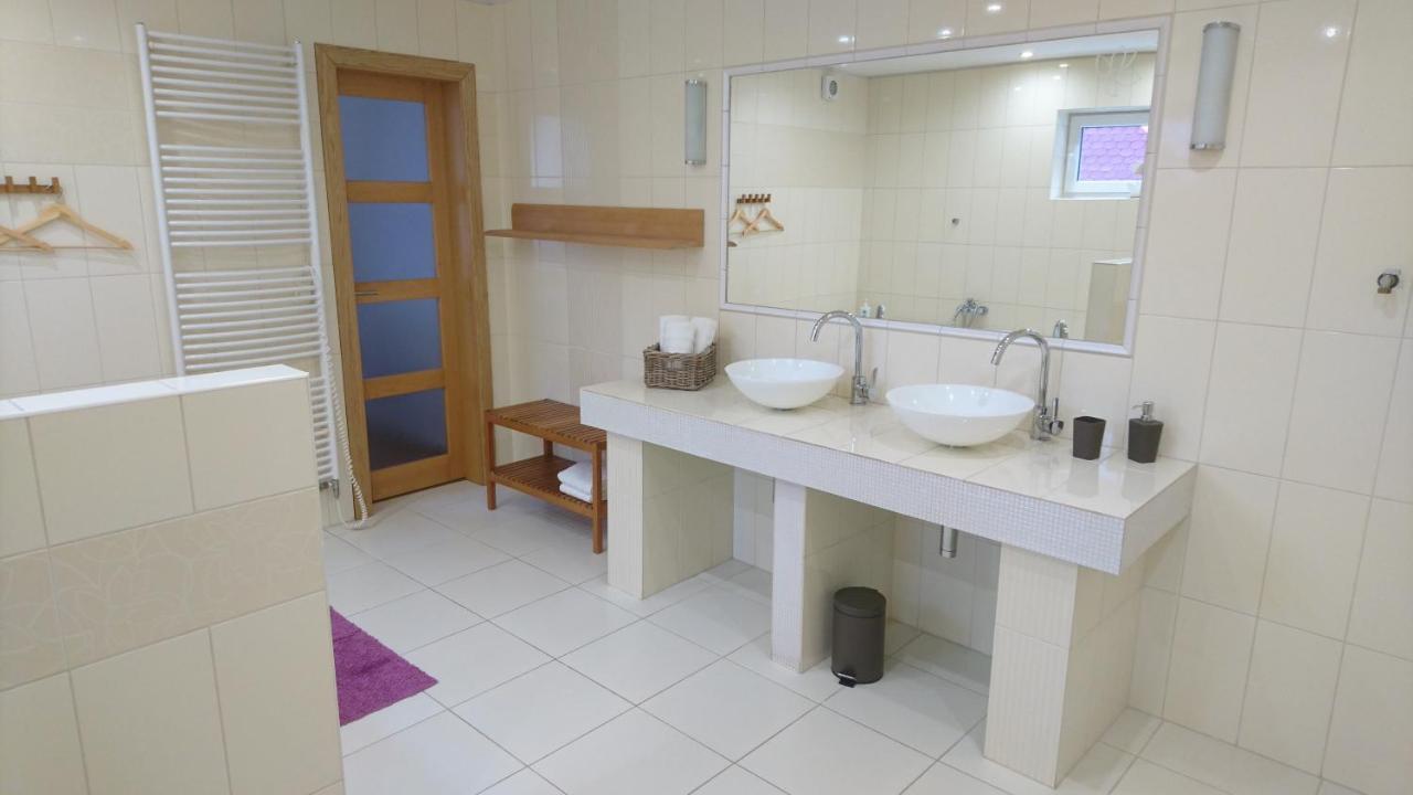 Apartman Pod Klasterem Румбурк Екстериор снимка